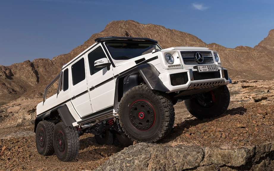 Mercedes-Benz G63 AMG 6X6: bigger than the Hummer H1