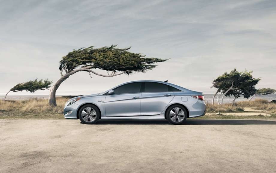 Hyundai Sonata Hybrid 2013: new technological configuration picture #3