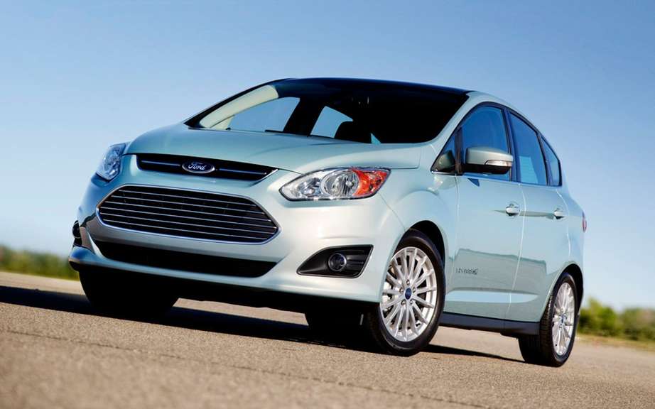 Ford recalls 6500 vehicles in North America picture #2