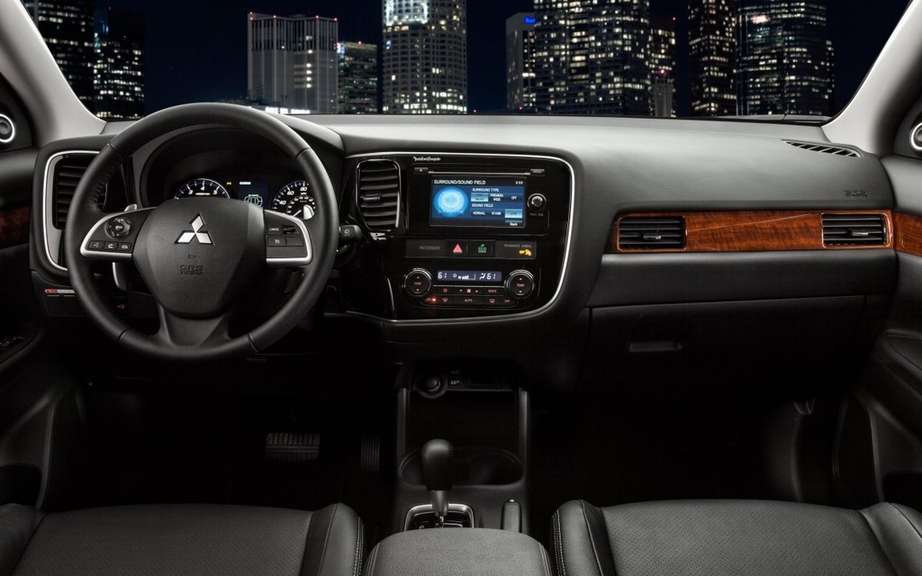 Mitsubishi Outlander 2014, more than three months wait! picture #10