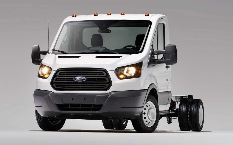 Ford Transit Chassis models presents its cabs and vans