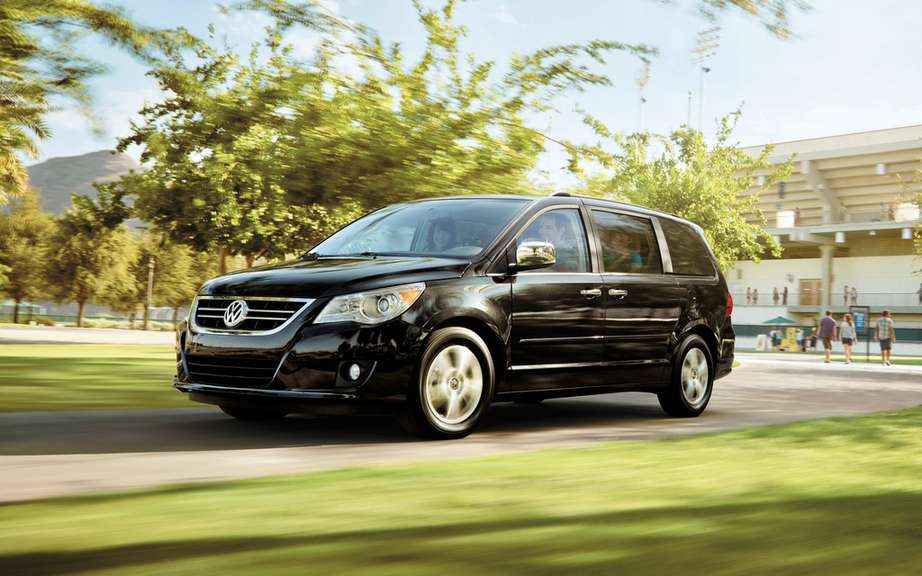 Volkswagen Routan might have to abandon its picture #1