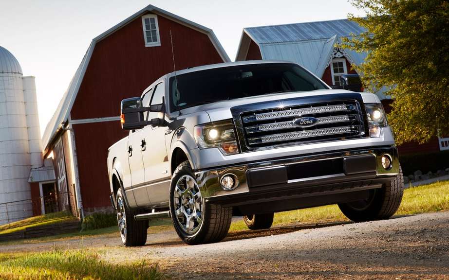 Ford F Series: more than 100,000 trucks sold in Canada in 2012