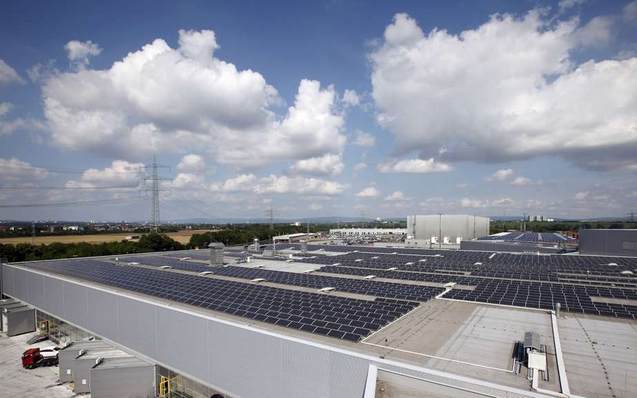 Opel supplies its production sites by solar energy picture #3