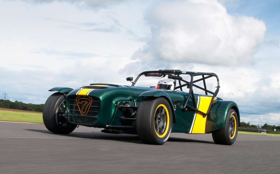 Caterham Superlight R600: ban hit the road