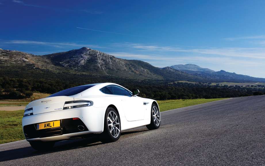 Aston Martin financed on a 144 months picture #4