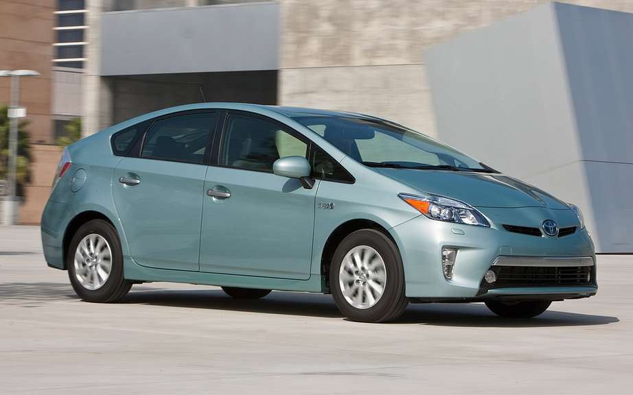 Toyota sees global sales of hybrid vehicles surpass the 4 million units