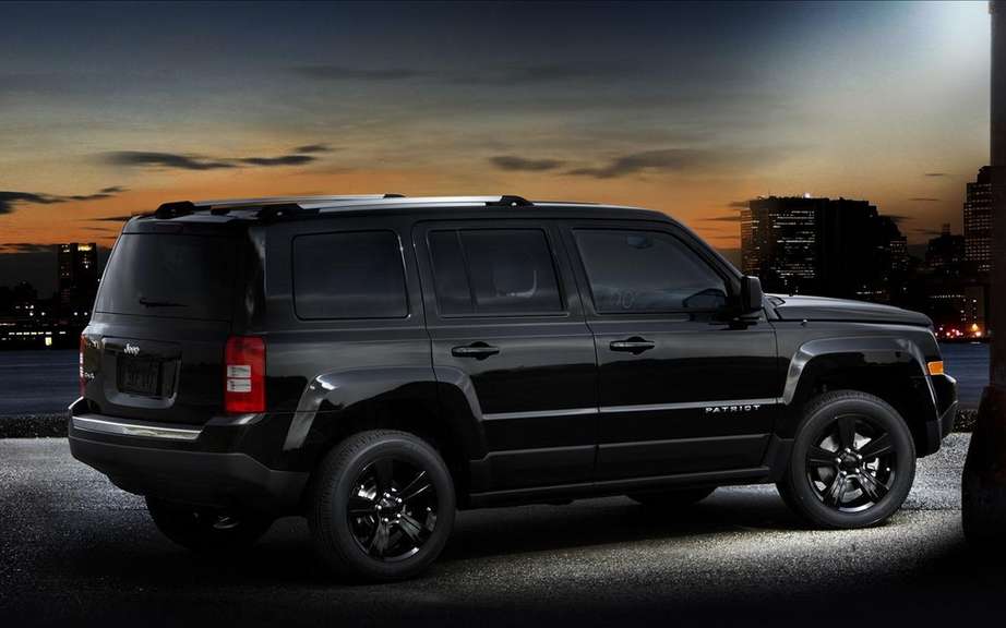 Jeep Grand Cherokee, Compass and Patriot Altitude edition picture #8