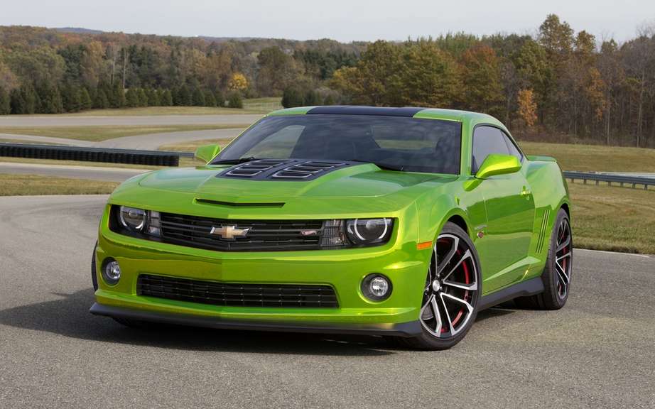 Chevrolet presents two green models
