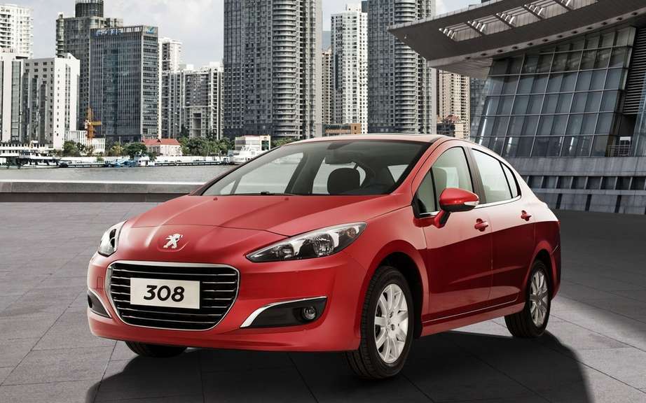 Peugeot launched in March the limited series "Style" on models 308, 3008 and 5008.