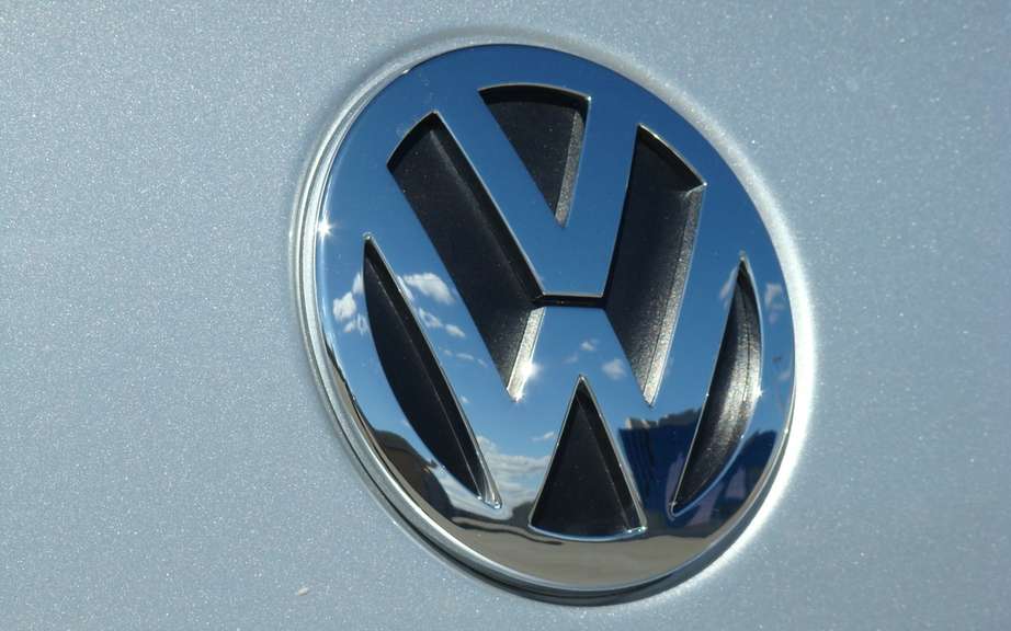 Volkswagen hopes to finalize the purchase of Porsche in 2012