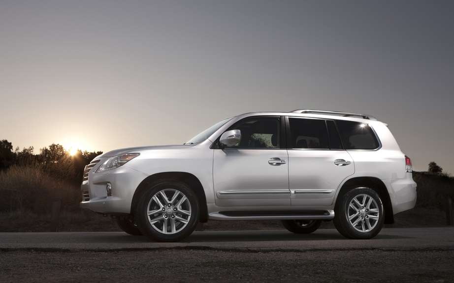 Lexus LX 2013: price more tantalizing departure? picture #2