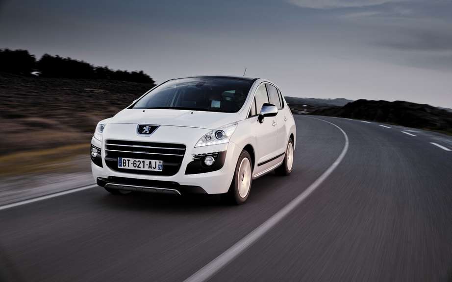 Peugeot 3008 HYbrid4: Elected in 2012 "Greenest Car in Switzerland."