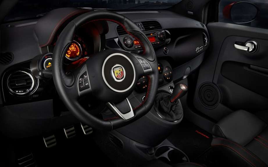 Chrysler Canada presents its new 2012 Fiat 500 Abarth picture #6