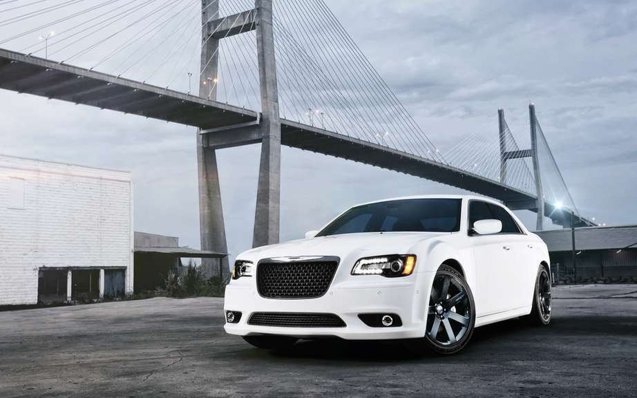 Chrysler 300 Touring: Do not even think about it! picture #1