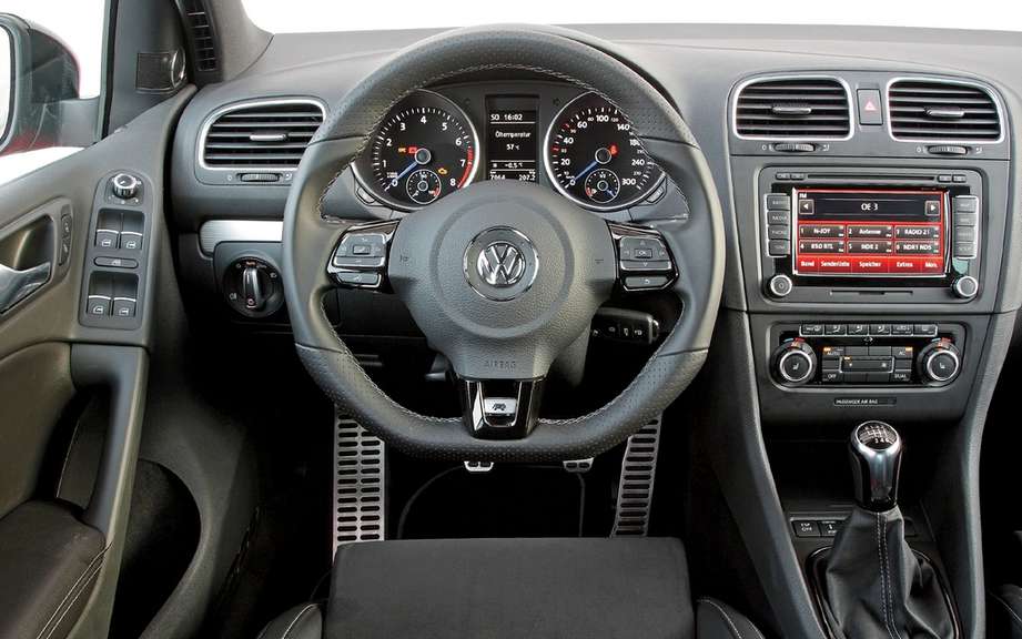 Volkswagen Golf R: She's coming with us picture #8