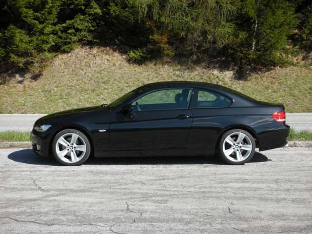 BMW 320D Coupe #7584136