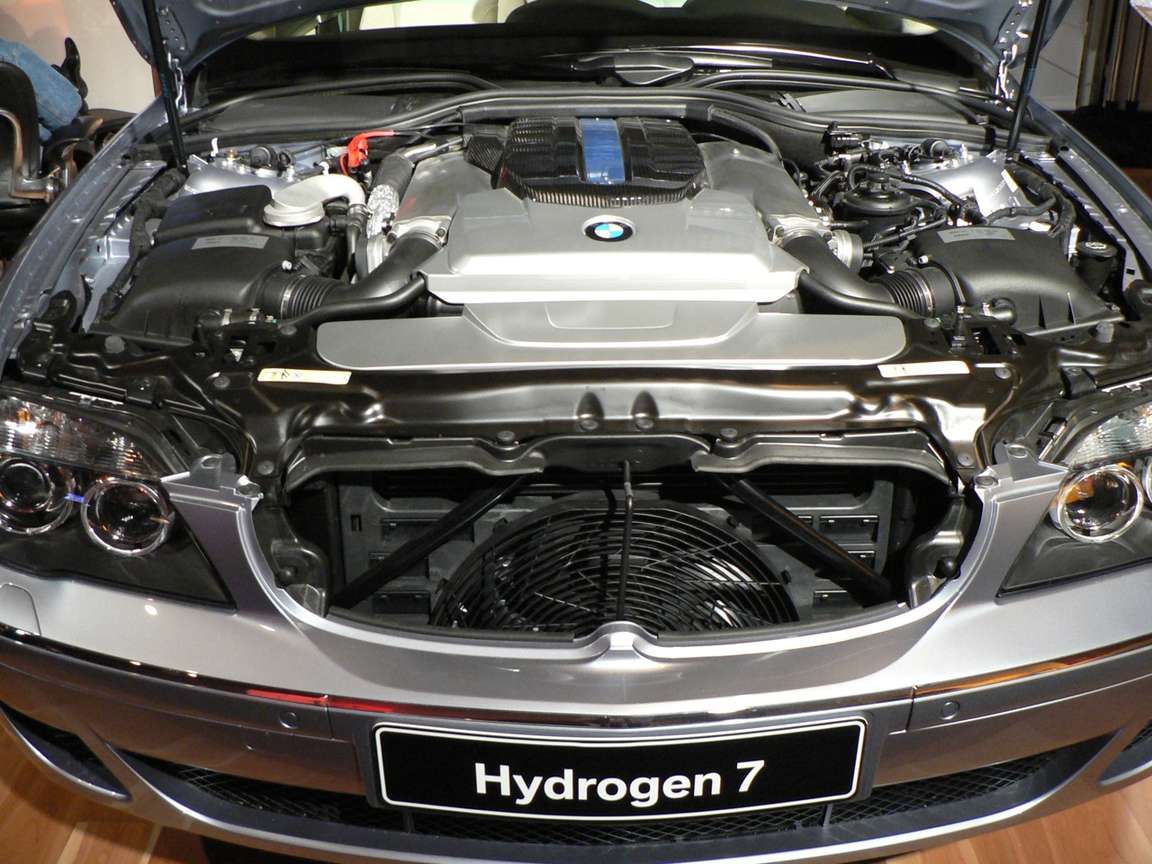 BMW Hydrogen 7 #7067408