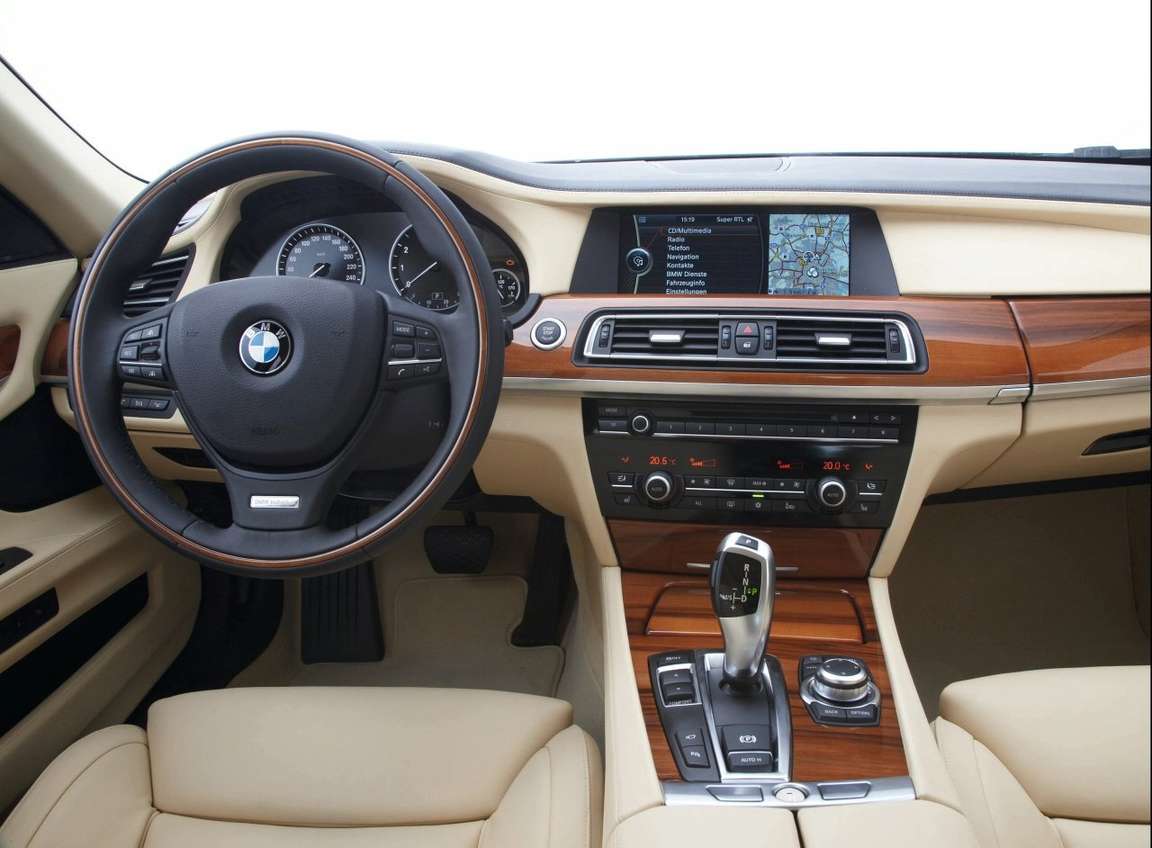BMW Series 7