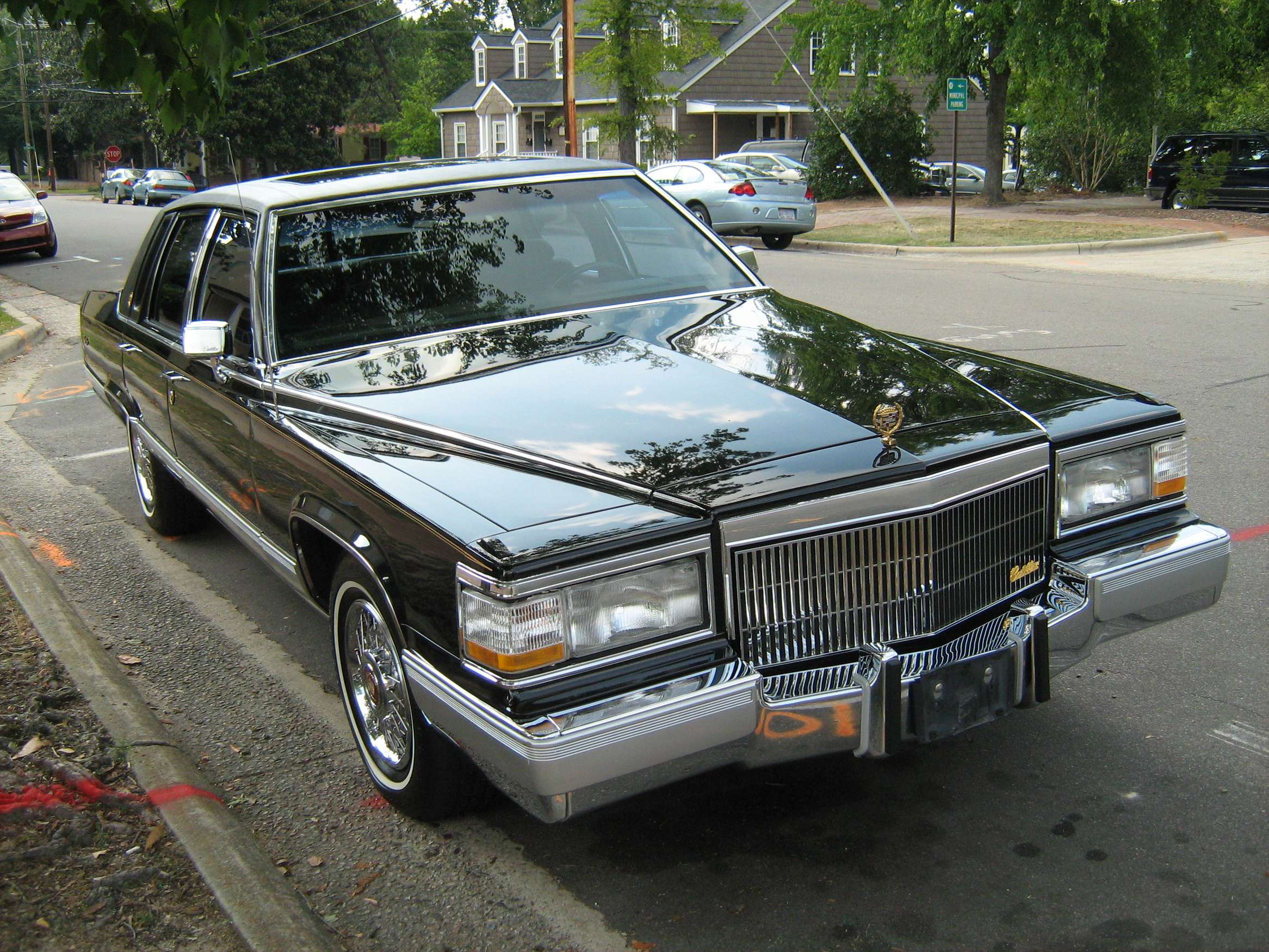 Cadillac Fleetwood #7407534