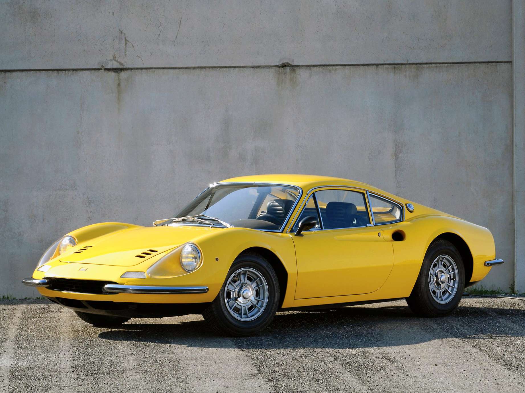 Ferrari Dino #9888809