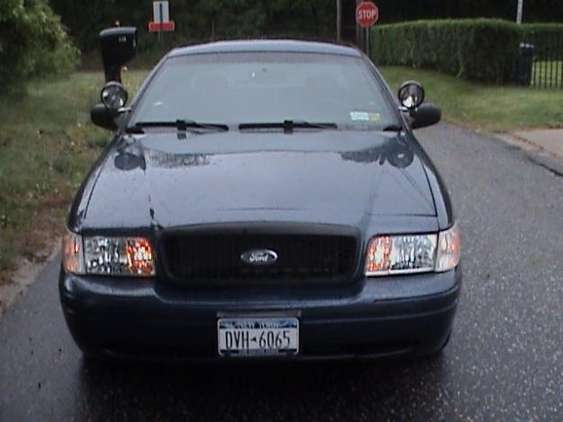 Ford Crown Victoria Police Interceptor #8965371