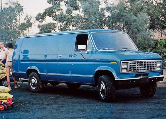 Ford Econoline Van #9750421