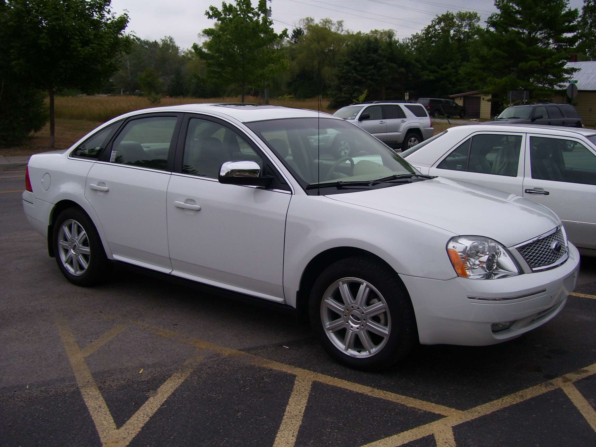 Ford Five Hundred #7687698