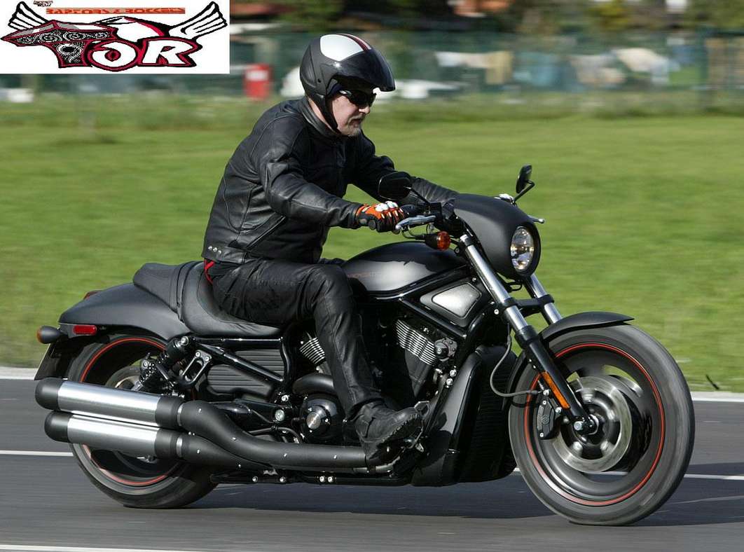 Harley-Davidson Night Rod Special #9262184