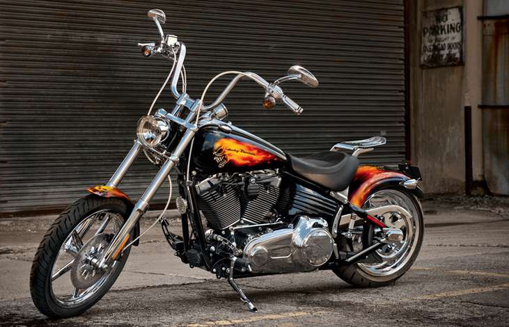 Harley-Davidson Rocker C
