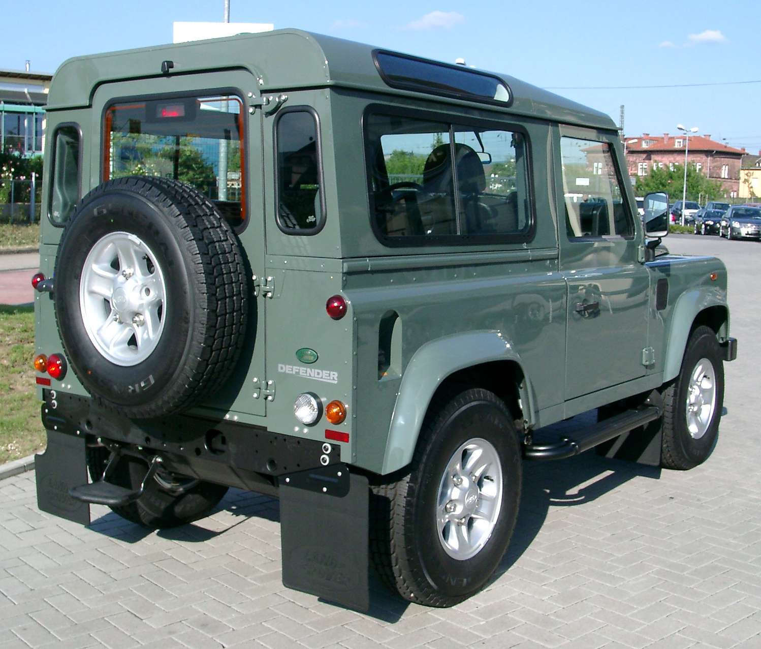 Land Rover Defender #9838067