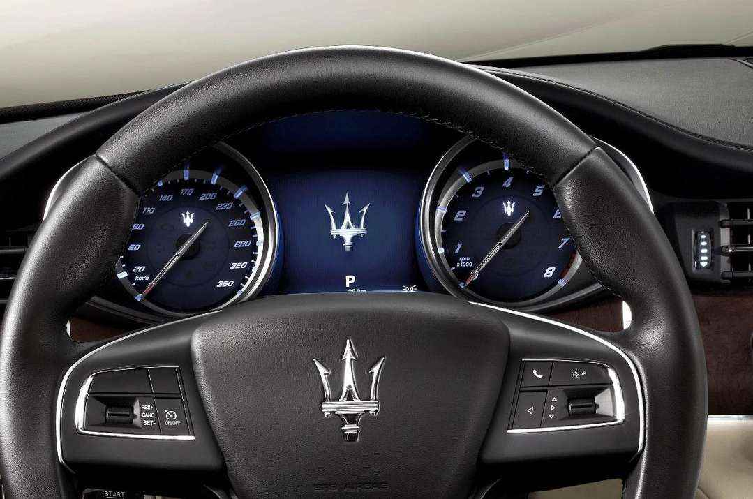 Maserati Quattroporte #8614112