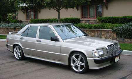 Mercedes-Benz 190E #8750591