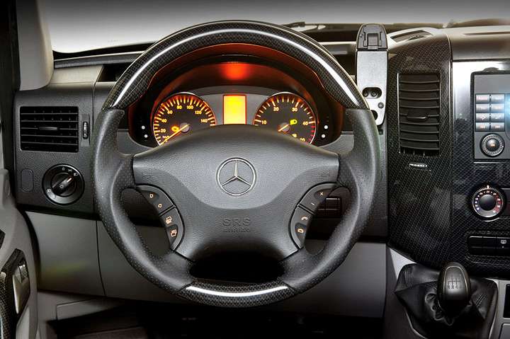 Mercedes-Benz Sprinter #9380615