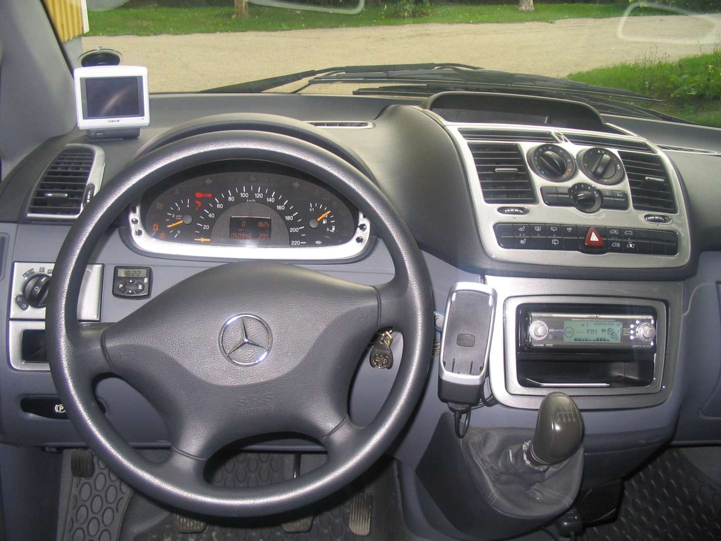 Mercedes-Benz Vito #9599245
