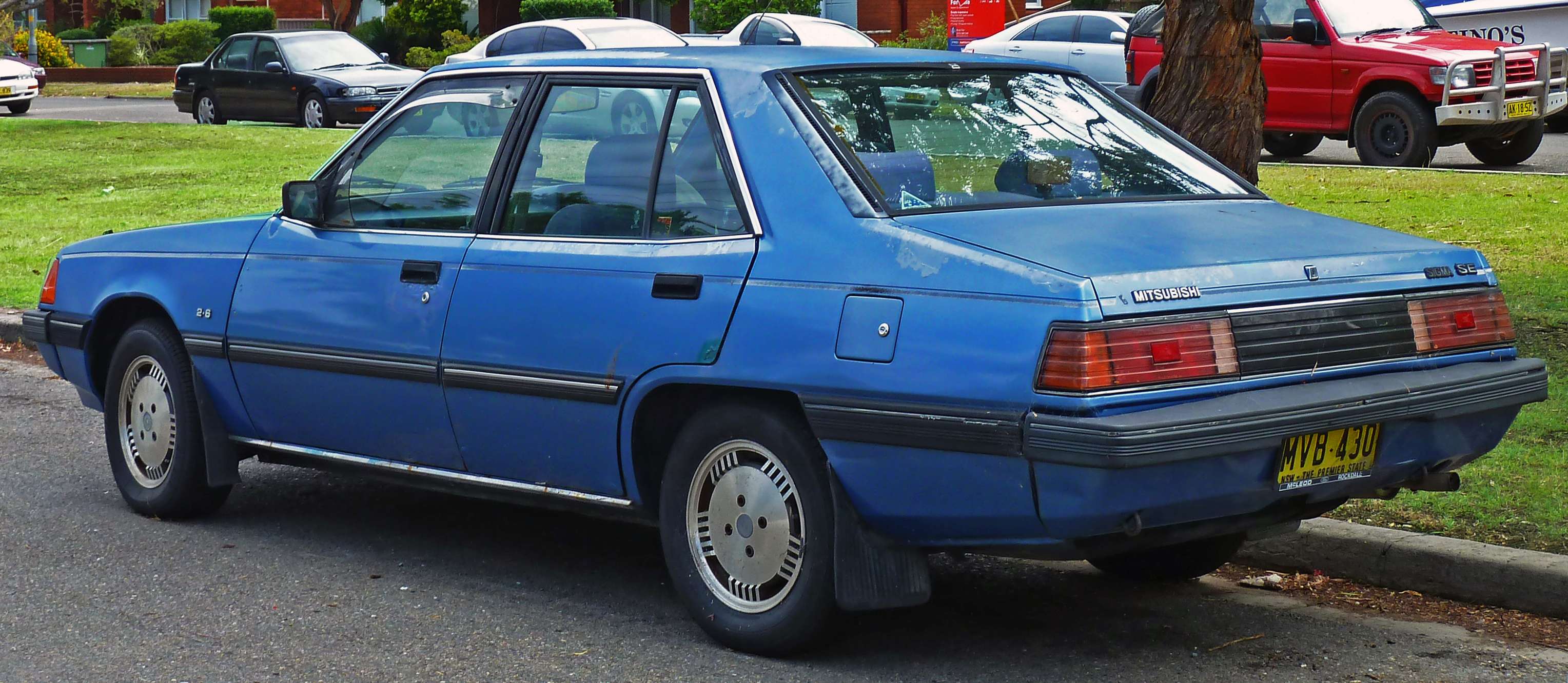 Mitsubishi Sigma