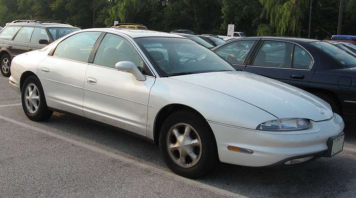 Oldsmobile Aurora #8270169