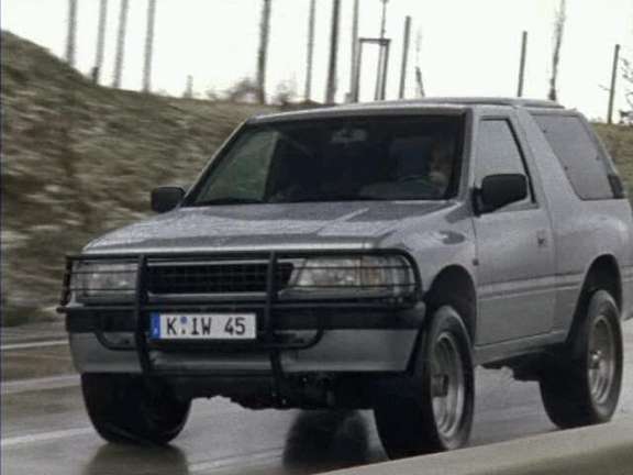 Opel Frontera Sport #9197186