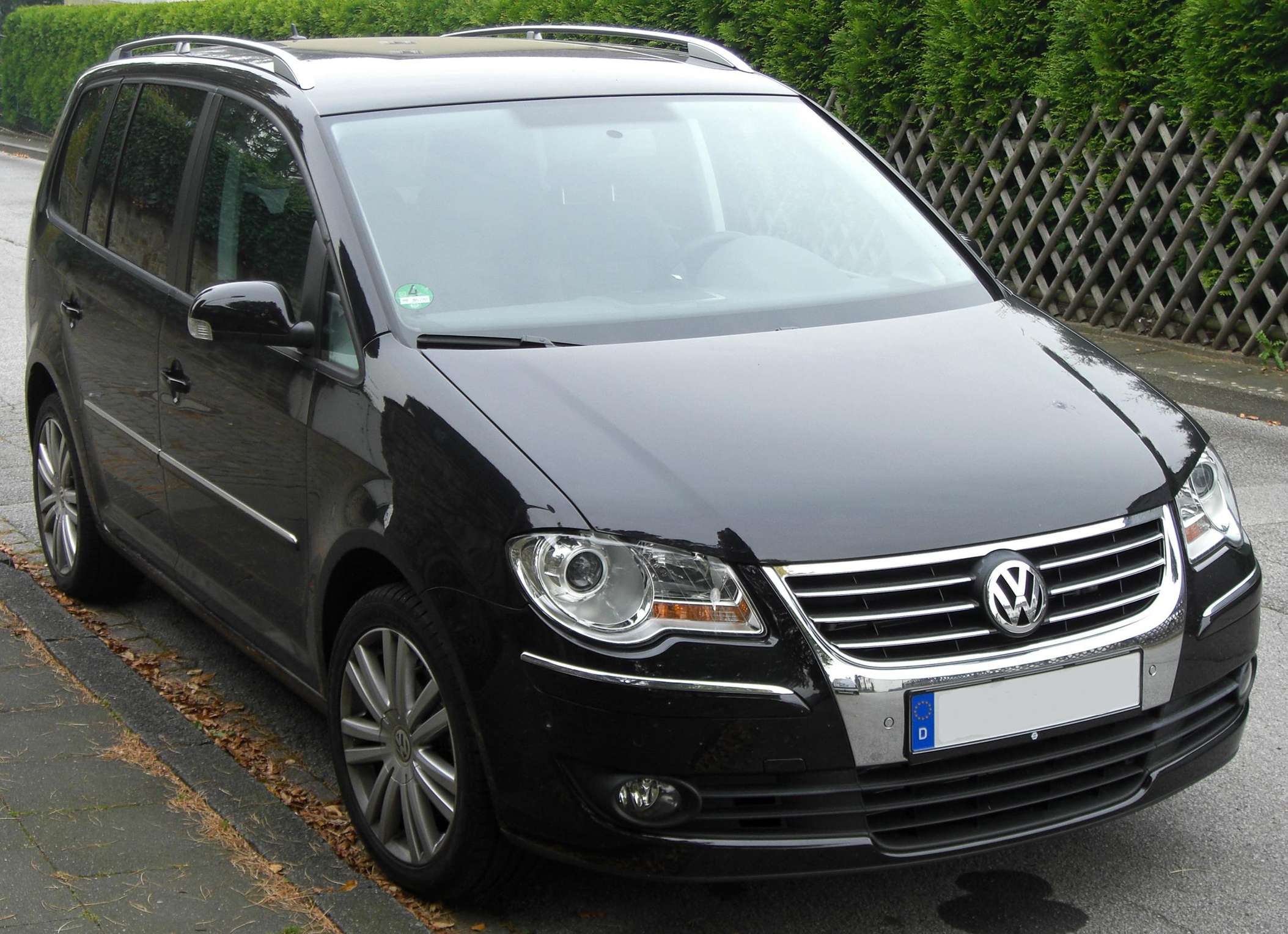 Volkswagen Touran #8663833