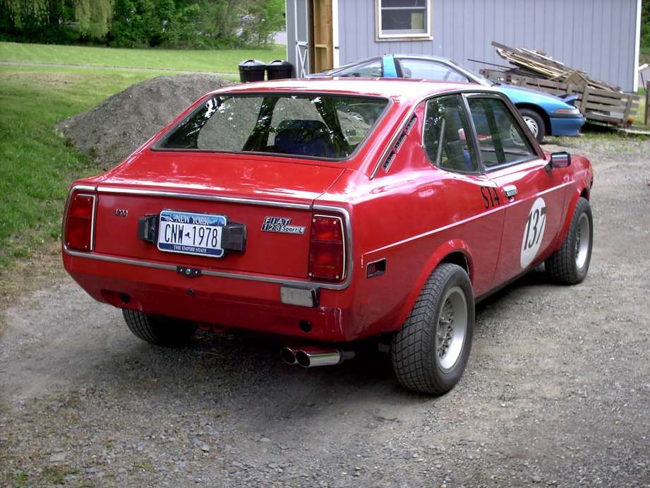 Fiat 128 coupe #8475743