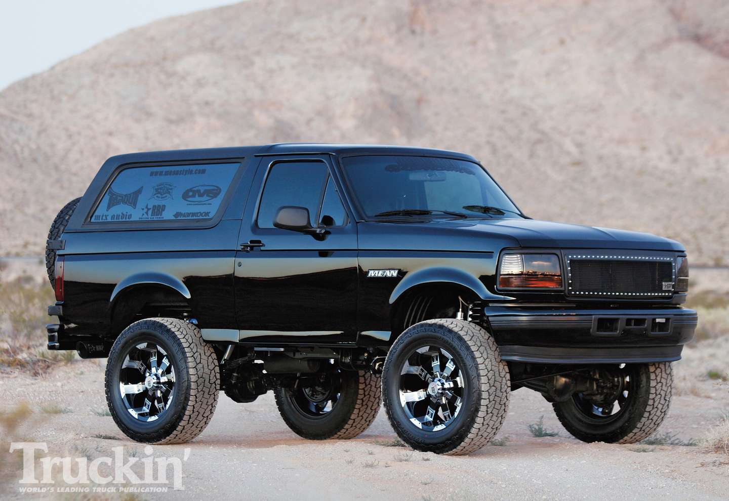 Ford Bronco #8991375