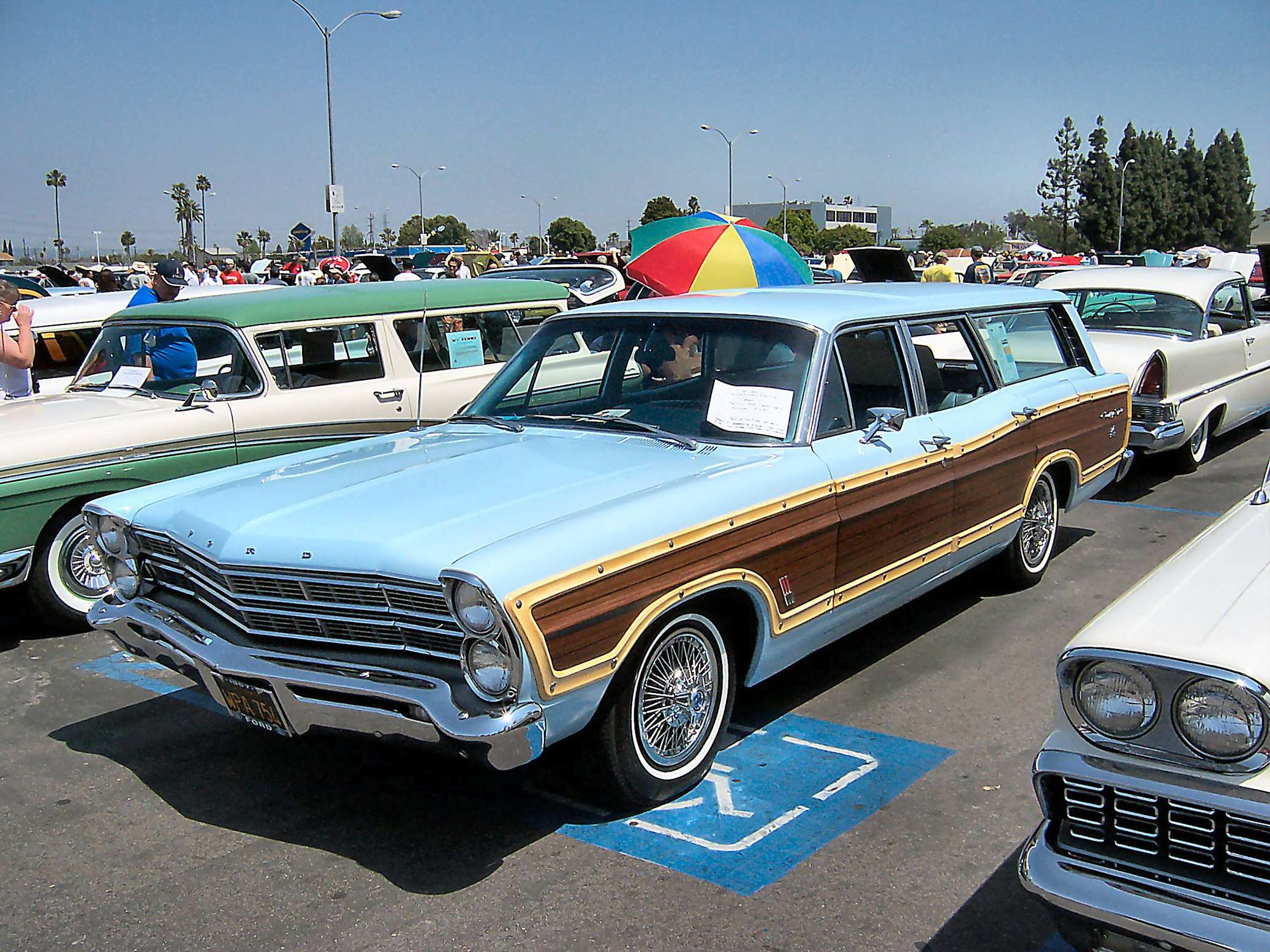 Ford Country Squire #9945265