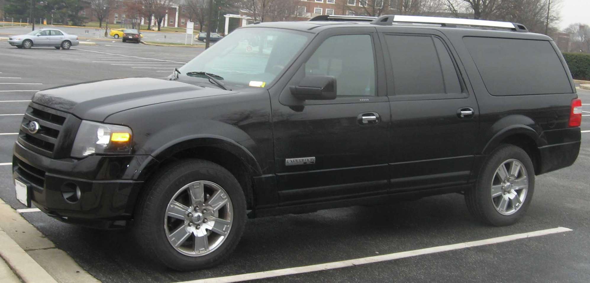 Ford Expedition #9533184