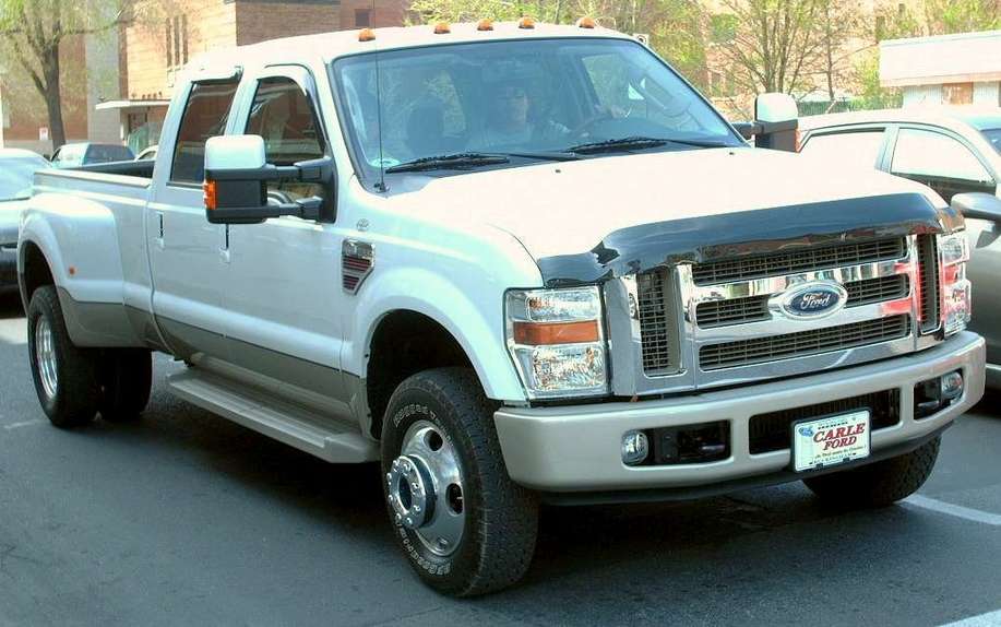 Ford F350 #9233547