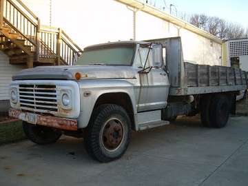 Ford F600 #9576962