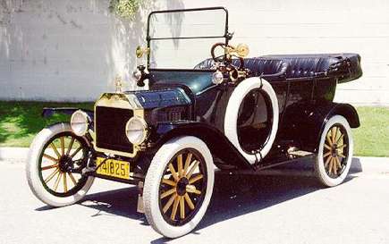 Ford Model T #8170546
