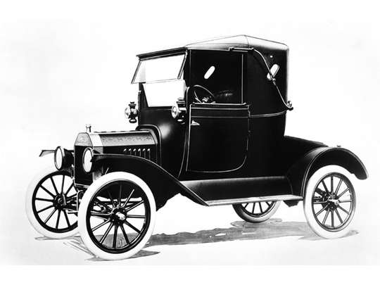 Ford Model T #7807630