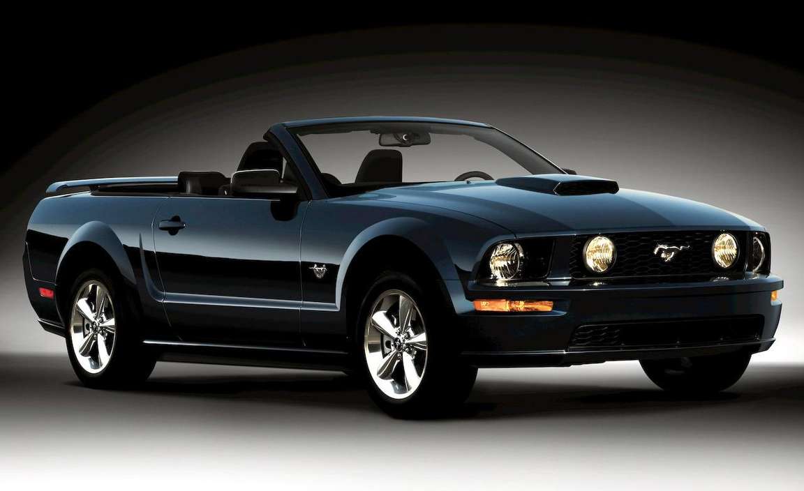 Ford Mustang Cabrio #7606980