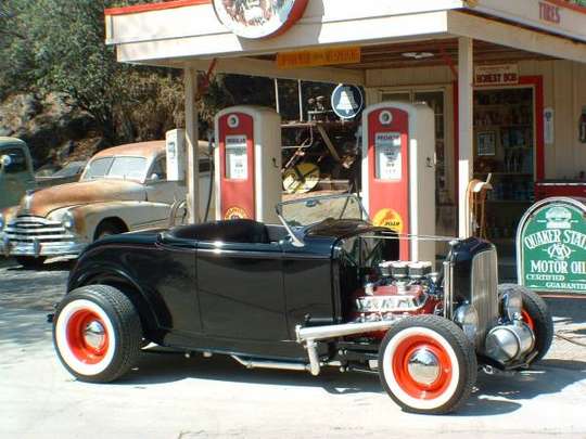 Ford Roadster #7782536