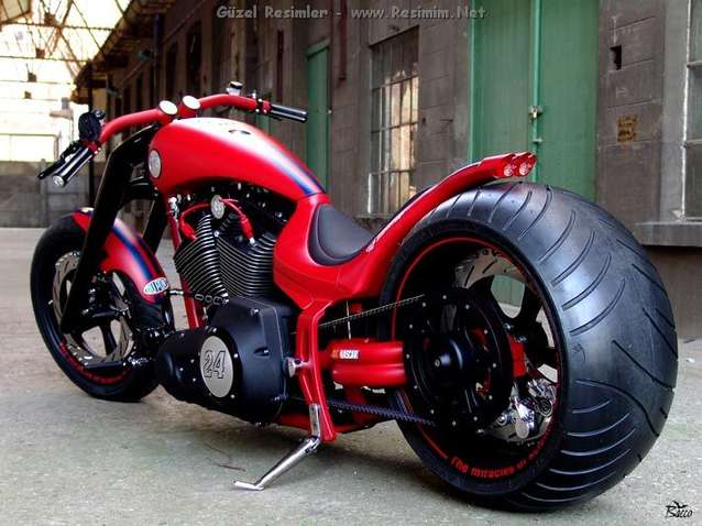 Harley-Davidson Custom #9975877